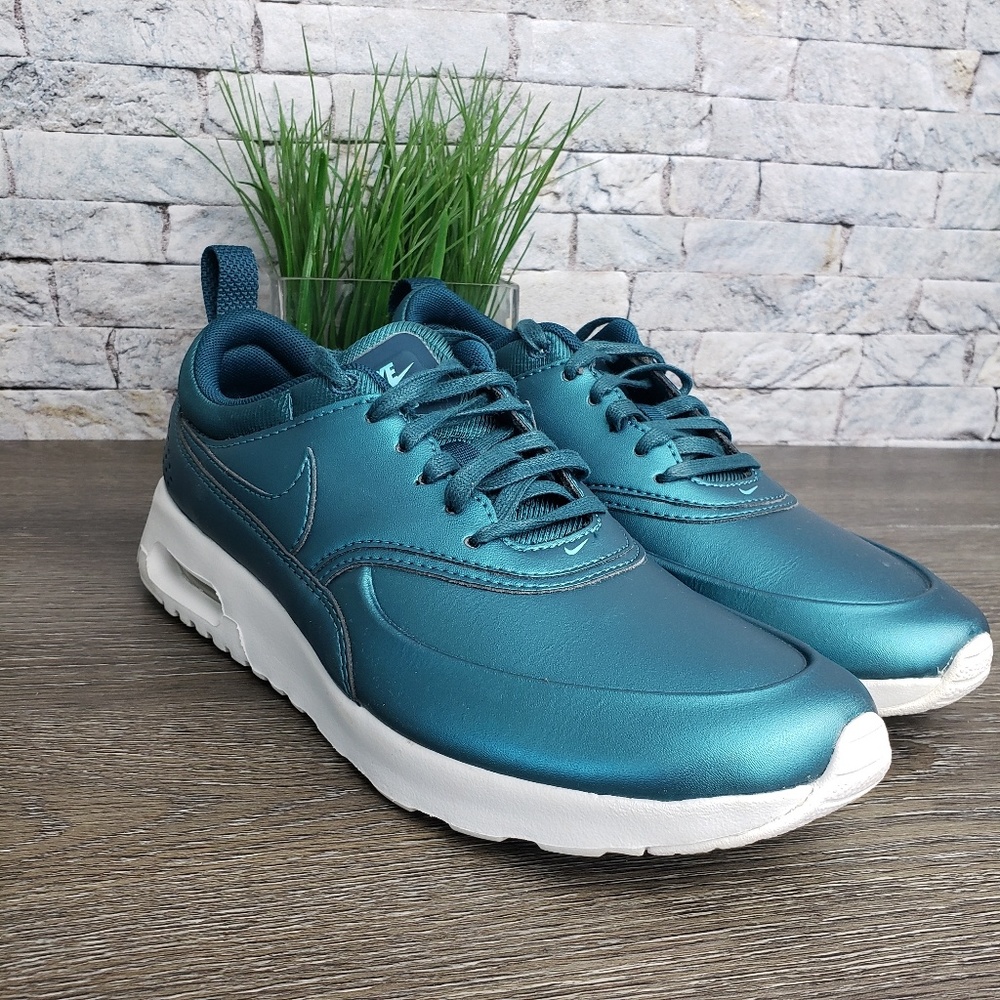 🆕️ Nike Air Max Thea Se - Picture 3 of 8